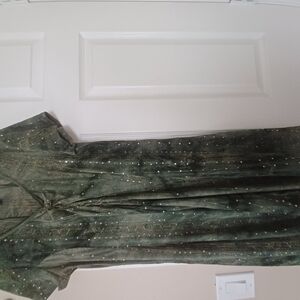 Elegant Green Dress with Sparkle Accents